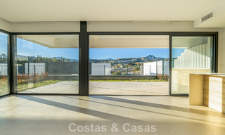 Maison de ville contemporaine neuve, prête à emménager à vendre sur la New Golden Mile entre Marbella et Estepona 792593 