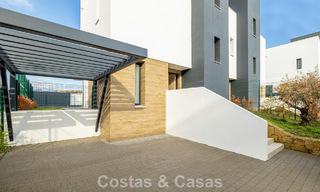 Maison de ville contemporaine neuve, prête à emménager à vendre sur la New Golden Mile entre Marbella et Estepona 792614 