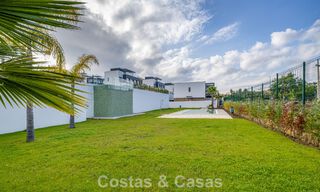 Maison de ville contemporaine neuve, prête à emménager à vendre sur la New Golden Mile entre Marbella et Estepona 792616 