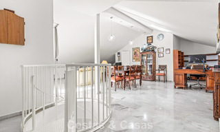 Très spacieux penthouse en duplex à vendre à quelques pas de toutes les commodités dans le centre de San Pedro, Marbella 792726 