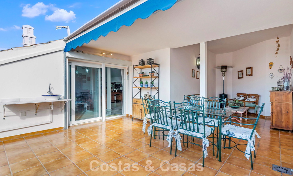 Très spacieux penthouse en duplex à vendre à quelques pas de toutes les commodités dans le centre de San Pedro, Marbella 792729