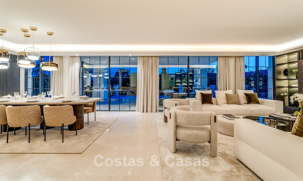 Villa luxueuse et intemporelle avec vue panoramique à vendre à Nueva Andalucía, Marbella 792901