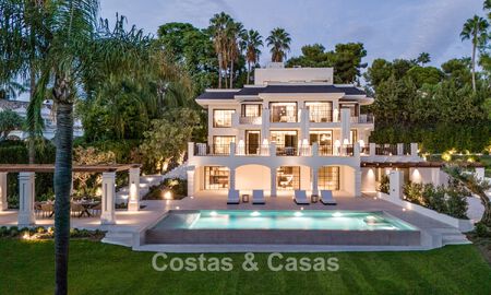 Villa luxueuse et intemporelle avec vue panoramique à vendre à Nueva Andalucía, Marbella 792911