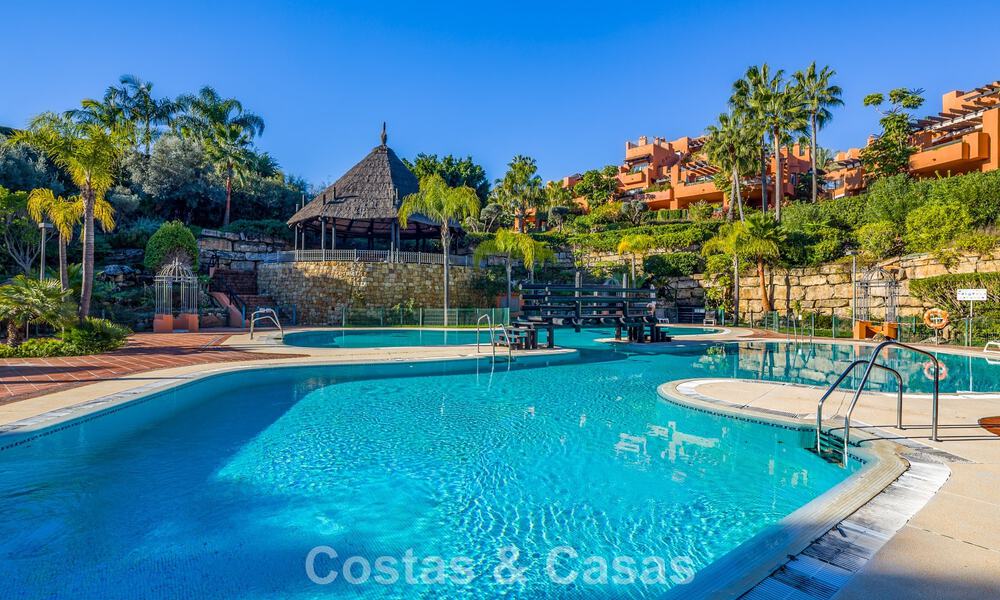 Superbe appartement de plain-pied avec 4 chambres à vendre à Nueva Andalucía, Marbella 792949