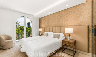 Spacieuse maison de ville contemporaine rénovée en première ligne de plage entre Marbella et Estepona 793075 