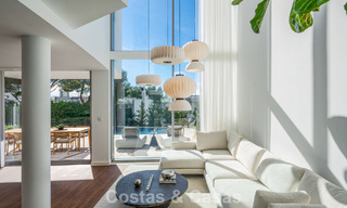 Villa mitoyenne moderne à vendre avec vue sur la mer dans une résidence sécurisée à Sierra Blanca, Golden Mile de Marbella 793042 