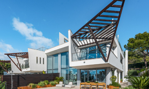 Villa mitoyenne moderne à vendre avec vue sur la mer dans une résidence sécurisée à Sierra Blanca, Golden Mile de Marbella 793045