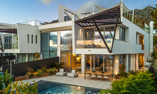 Villa mitoyenne moderne à vendre avec vue sur la mer dans une résidence sécurisée à Sierra Blanca, Golden Mile de Marbella 793052 