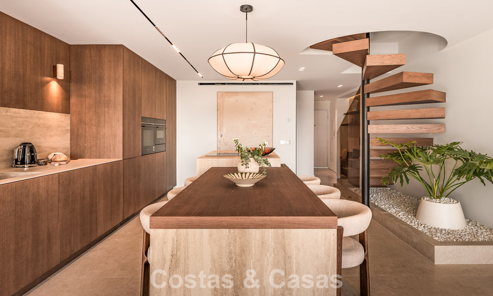 Maison de ville exclusive avec vues panoramiques à vendre dans la vallée du golf de Nueva Andalucía, Marbella 793274