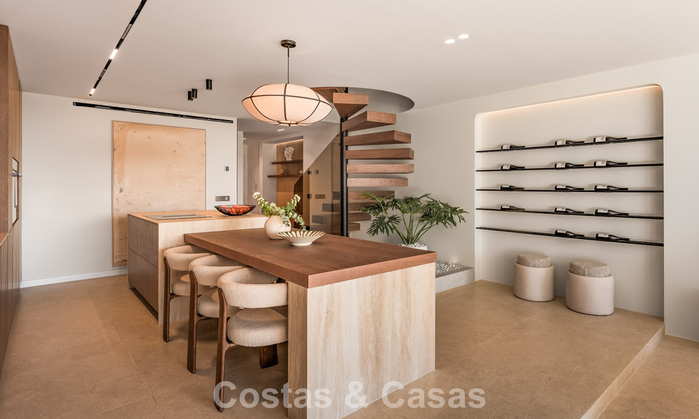 Maison de ville exclusive avec vues panoramiques à vendre dans la vallée du golf de Nueva Andalucía, Marbella 793275