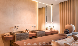 Maison de ville exclusive avec vues panoramiques à vendre dans la vallée du golf de Nueva Andalucía, Marbella 793282 