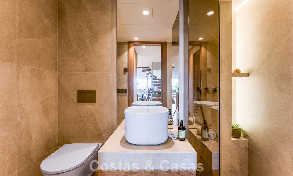 Maison de ville élégante et prêt à emménager avec 4 chambres à vendre à Aloha, Nueva Andalucía, Marbella 793261