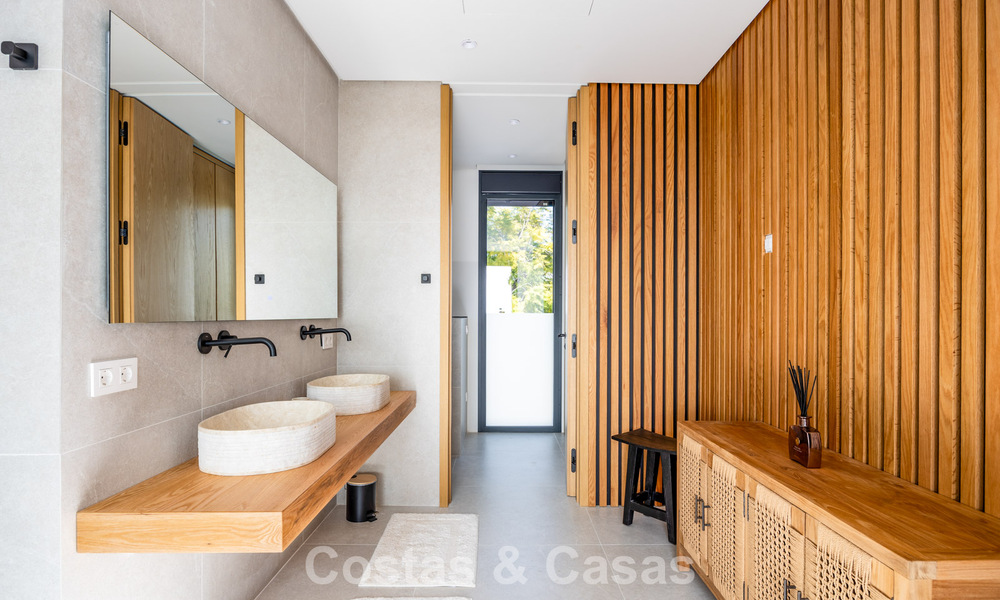 Villa méditerranéenne contemporaine prêt à emménager avec vue imprenable sur la mer à vendre à Benahavís - Marbella 793412