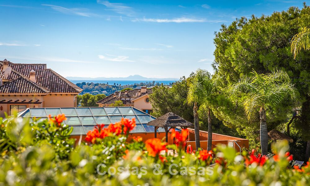 Appartement de jardin exclusif avec piscine privée à vendre à Aloha, Nueva Andalucía, Marbella 793485