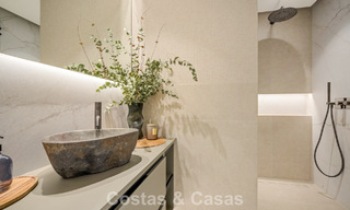 Appartement prêt à emménager, décoré de manière contemporaine, avec 4 chambres à vendre sur la Golden Mile de Marbella 793575 