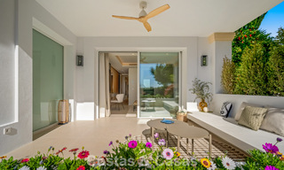 Appartement prêt à emménager, décoré de manière contemporaine, avec 4 chambres à vendre sur la Golden Mile de Marbella 793576 