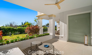 Appartement prêt à emménager, décoré de manière contemporaine, avec 4 chambres à vendre sur la Golden Mile de Marbella 793603 