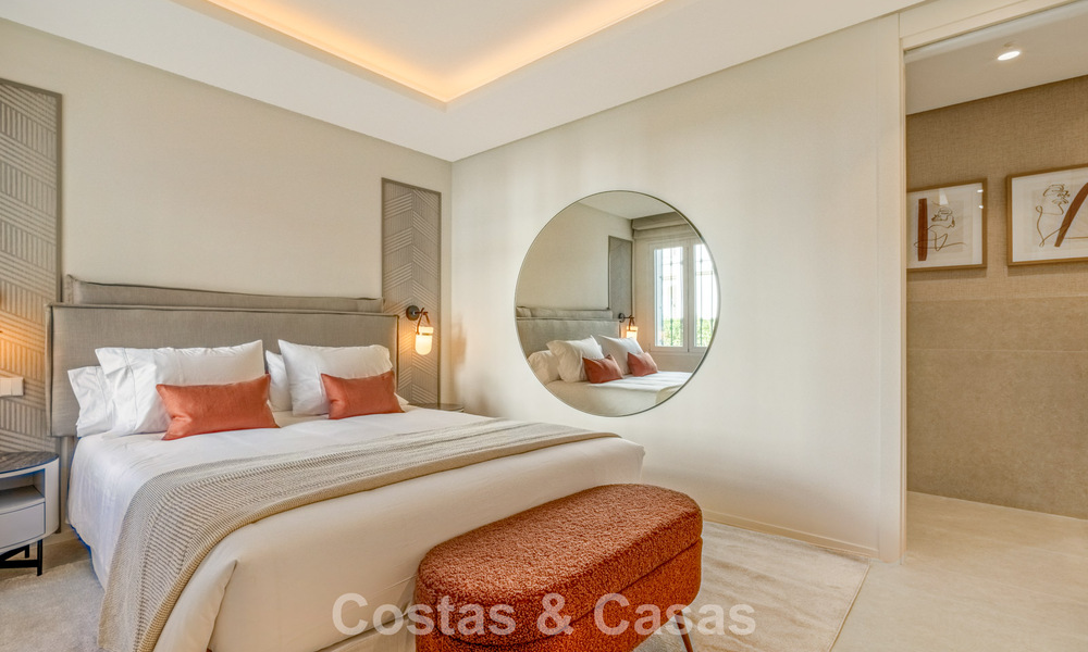 Appartement prêt à emménager, décoré de manière contemporaine, avec 4 chambres à vendre sur la Golden Mile de Marbella 793612