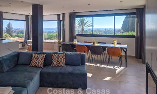 Élégante villa moderne à distance de marche de la plage à vendre à Elviria à l’est du centre de Marbella 793633 
