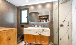 Élégante villa moderne à distance de marche de la plage à vendre à Elviria à l’est du centre de Marbella 793636 