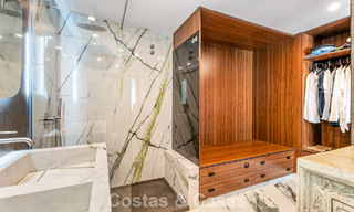 Élégante villa moderne à distance de marche de la plage à vendre à Elviria à l’est du centre de Marbella 793637 