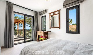 Élégante villa moderne à distance de marche de la plage à vendre à Elviria à l’est du centre de Marbella 793647 