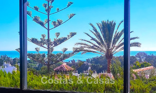 Élégante villa moderne à distance de marche de la plage à vendre à Elviria à l’est du centre de Marbella 793671 