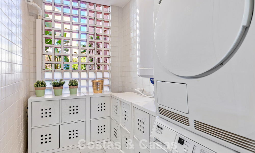 Maison avec vue panoramique et grand jardin à vendre dans une urbanisation sécurisée avec golf à Benahavís - Marbella 793700