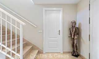 Maison avec vue panoramique et grand jardin à vendre dans une urbanisation sécurisée avec golf à Benahavís - Marbella 793715 