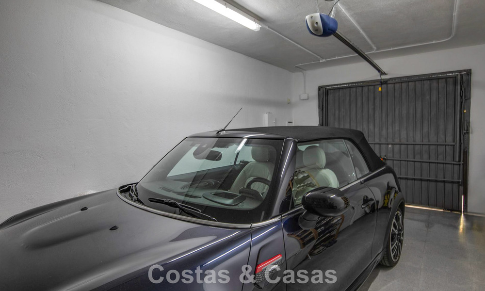 Maison avec vue panoramique et grand jardin à vendre dans une urbanisation sécurisée avec golf à Benahavís - Marbella 793716