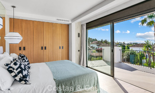 Villa familiale rénovée de haute qualité à vendre dans le prestigieux quartier de golf de Nueva Andalucía, Marbella 793167 