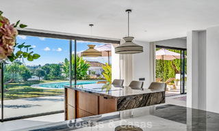 Villa familiale rénovée de haute qualité à vendre dans le prestigieux quartier de golf de Nueva Andalucía, Marbella 793183 