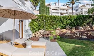 Élégant appartement duplex avec jardin privé à vendre, directement sur le parcours de golf à Nueva Andalucía, Marbella 793123 