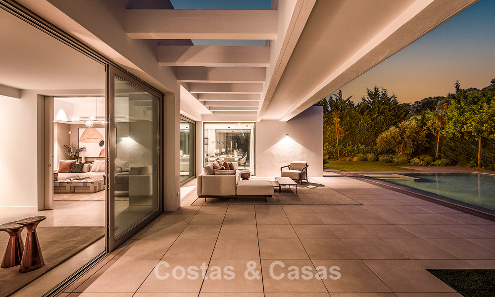Villa de luxe prête à emménager avec style architectural minimaliste à vendre sur la New Golden Mile entre Marbella et Estepona 793085