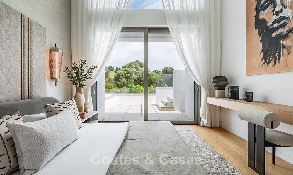 Villa de luxe prête à emménager avec style architectural minimaliste à vendre sur la New Golden Mile entre Marbella et Estepona 793086