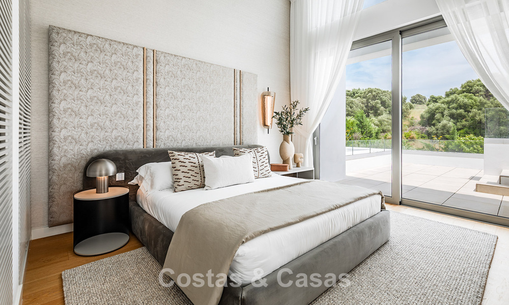 Villa de luxe prête à emménager avec style architectural minimaliste à vendre sur la New Golden Mile entre Marbella et Estepona 793087