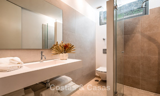 Villa de luxe prête à emménager avec style architectural minimaliste à vendre sur la New Golden Mile entre Marbella et Estepona 793104 