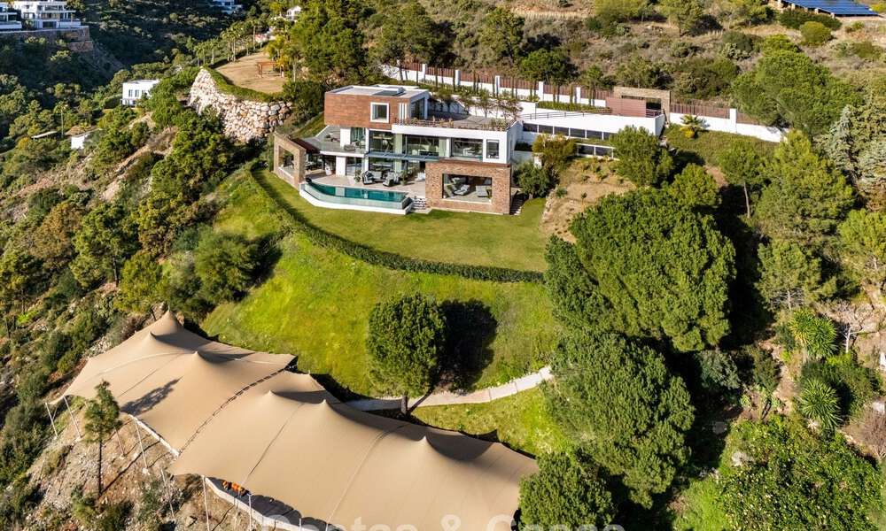 Villa architecturale moderne avec vue sur la mer et un fitness profesionelle à vendre à El Madroñal, Benahavís - Marbella 793724