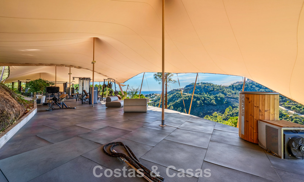 Villa architecturale moderne avec vue sur la mer et un fitness profesionelle à vendre à El Madroñal, Benahavís - Marbella 793726