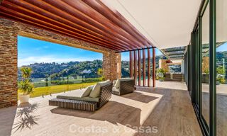 Villa architecturale moderne avec vue sur la mer et un fitness profesionelle à vendre à El Madroñal, Benahavís - Marbella 793729 