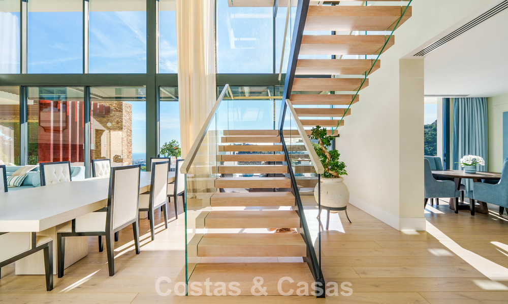 Villa architecturale moderne avec vue sur la mer et un fitness profesionelle à vendre à El Madroñal, Benahavís - Marbella 793736