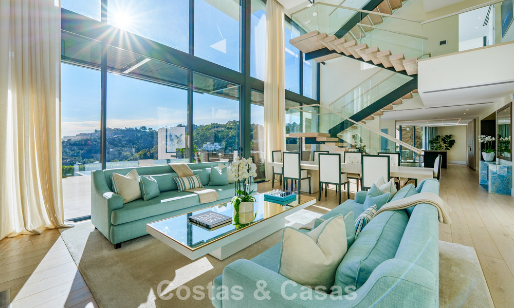 Villa architecturale moderne avec vue sur la mer et un fitness profesionelle à vendre à El Madroñal, Benahavís - Marbella 793740