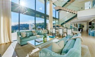 Villa architecturale moderne avec vue sur la mer et un fitness profesionelle à vendre à El Madroñal, Benahavís - Marbella 793740 