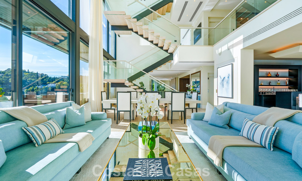 Villa architecturale moderne avec vue sur la mer et un fitness profesionelle à vendre à El Madroñal, Benahavís - Marbella 793742