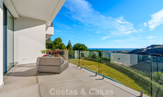 Villa architecturale moderne avec vue sur la mer et un fitness profesionelle à vendre à El Madroñal, Benahavís - Marbella 793751 