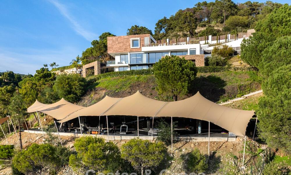 Villa architecturale moderne avec vue sur la mer et un fitness profesionelle à vendre à El Madroñal, Benahavís - Marbella 793757