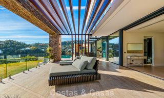 Villa architecturale moderne avec vue sur la mer et un fitness profesionelle à vendre à El Madroñal, Benahavís - Marbella 793762 