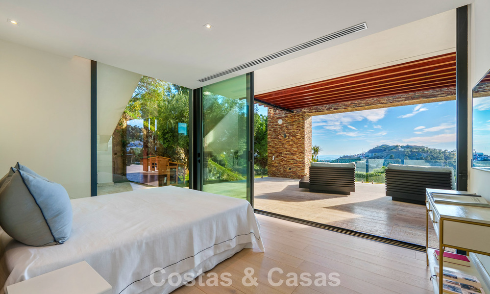 Villa architecturale moderne avec vue sur la mer et un fitness profesionelle à vendre à El Madroñal, Benahavís - Marbella 793763