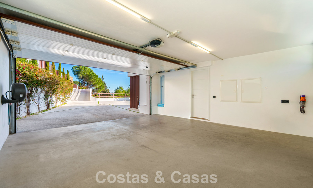 Villa architecturale moderne avec vue sur la mer et un fitness profesionelle à vendre à El Madroñal, Benahavís - Marbella 793765