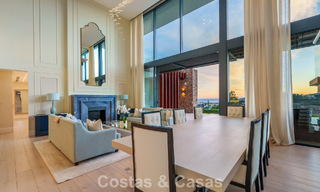 Villa architecturale moderne avec vue sur la mer et un fitness profesionelle à vendre à El Madroñal, Benahavís - Marbella 793766 